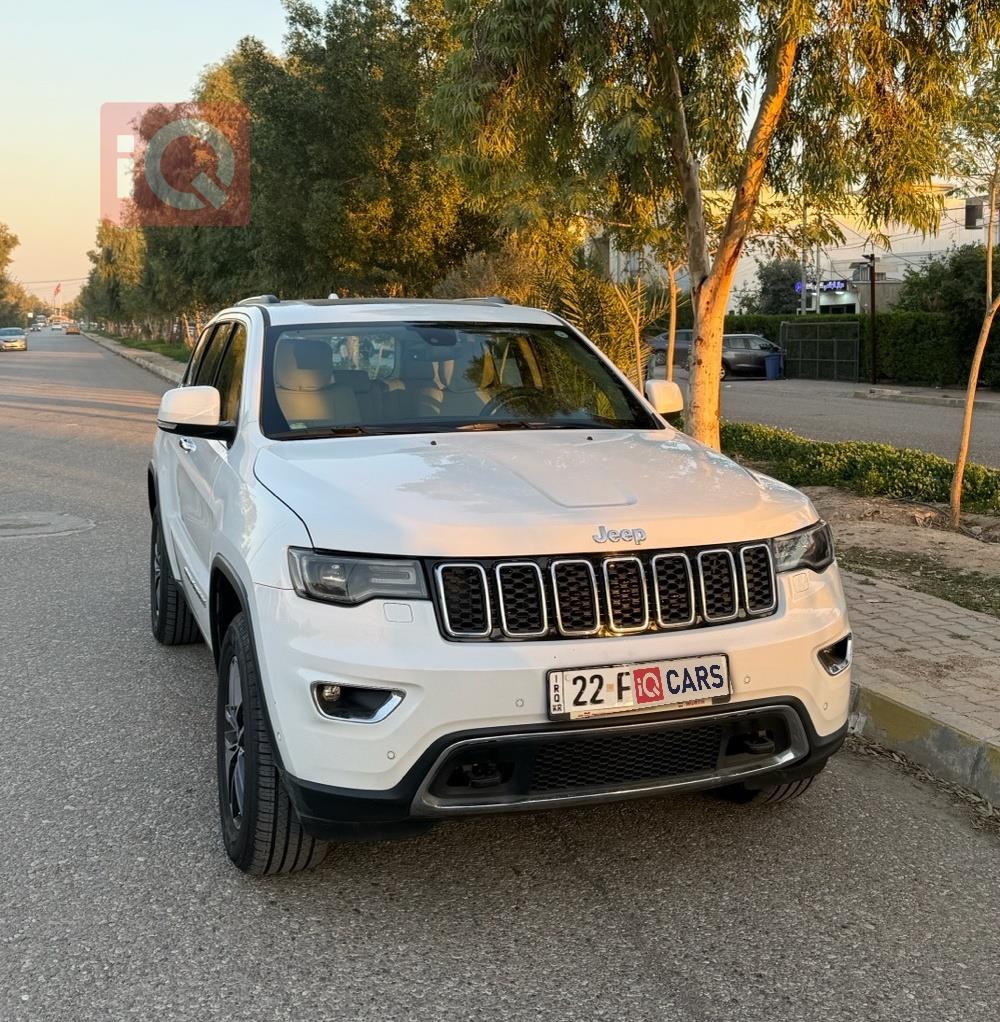 جيب جراند شيروكي